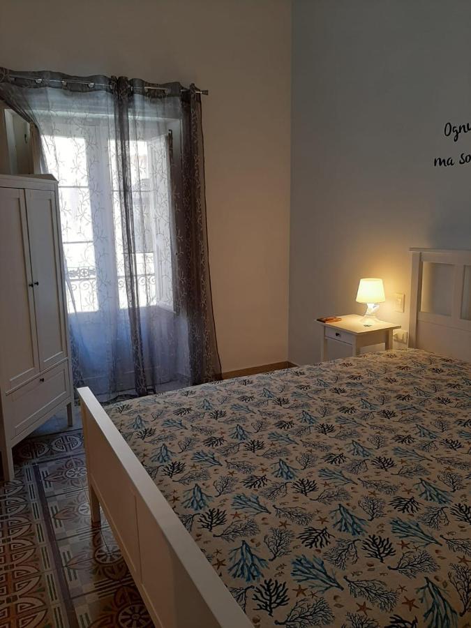 Casa Vacanze Mannina كاستيلاّماري ديل غو المظهر الخارجي الصورة
