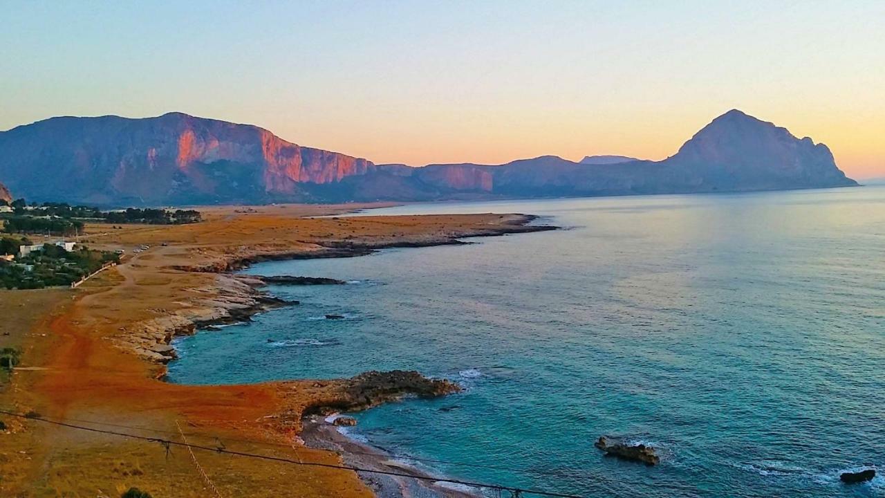Casa Vacanze Mannina كاستيلاّماري ديل غو المظهر الخارجي الصورة