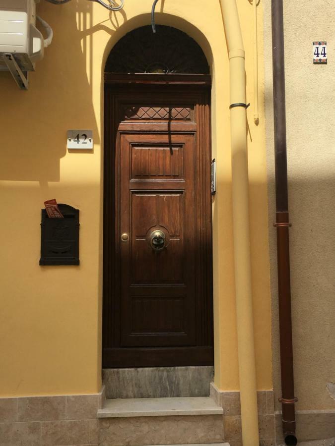 Casa Vacanze Mannina كاستيلاّماري ديل غو المظهر الخارجي الصورة